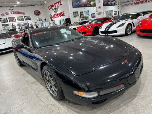 Used 2001 Chevrolet Corvette Z06 w/ Memory Pkg RWD image 4