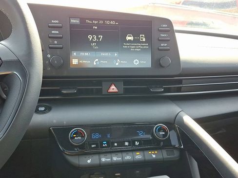 New 2026 Hyundai Elantra SEL Sport FWD image 9