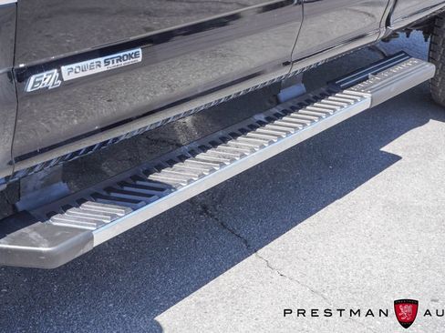 Used 2017 Ford F250 XLT w/ XLT Premium Package AWD/4WD image 23