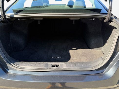 Used 2022 Nissan Altima 2.5 SV FWD image 21