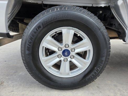 Used 2019 Ford F150 XLT image 16