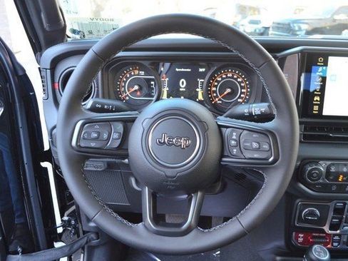 New 2026 Jeep Gladiator Rubicon image 16