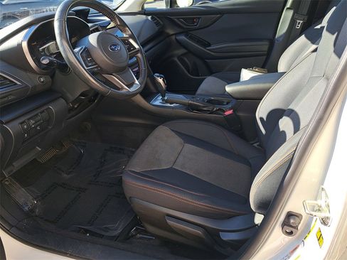 Used 2019 Subaru Crosstrek 2.0i Premium w/ Eyesight System image 11