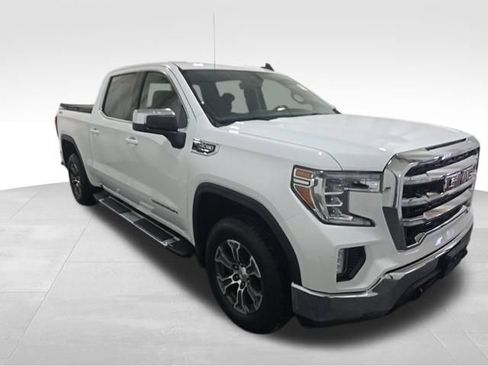 Used 2019 GMC Sierra 1500 SLE w/ X31 Off-Road Package AWD/4WD image 3