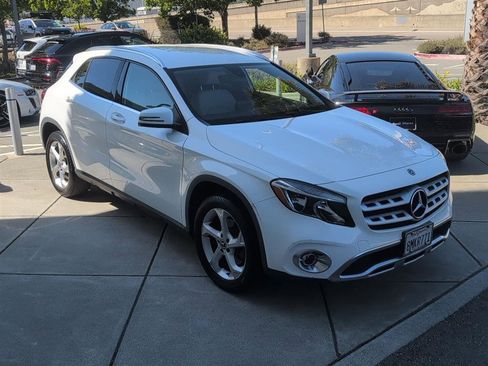 Used 2020 Mercedes-Benz GLA 250 image 4