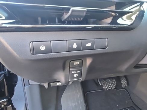 New 2025 Nissan Murano SL image 6