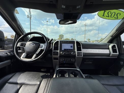 Used 2021 Ford F250 Lariat image 17