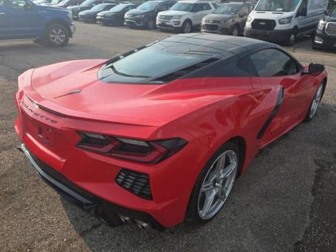Used 2023 Chevrolet Corvette Stingray Coupe w/ 1LT RWD image 3