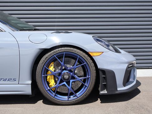 Certified 2025 Porsche 718 Cayman GT4 RS RWD image 12