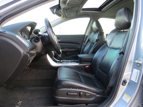 Used 2016 Acura TLX w/ Technology Package image 27