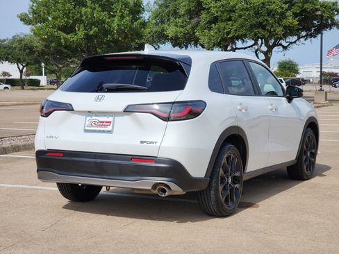 Used 2024 Honda HR-V Sport image 6