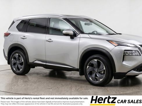 Used 2025 Nissan Rogue SV AWD/4WD image 1