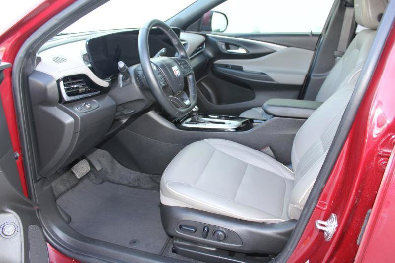 Used 2024 Buick Envista Avenir FWD image 12