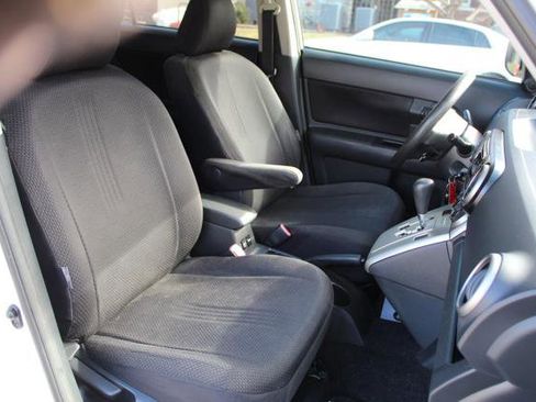 Used 2009 Scion xB image 23