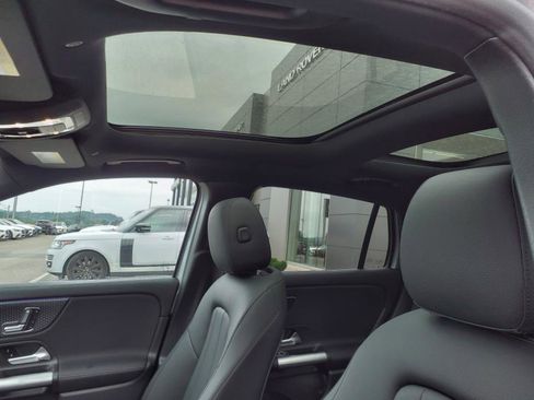 Certified 2025 Mercedes-Benz GLA 250 4MATIC image 11