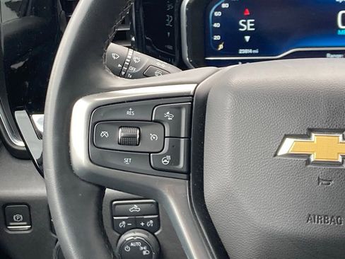 Used 2023 Chevrolet Silverado 1500 LT AWD/4WD image 8