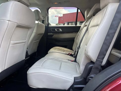 Used 2016 Ford Explorer Platinum AWD/4WD image 14