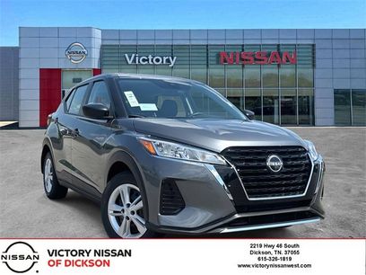 New 2025 Nissan Kicks Play S