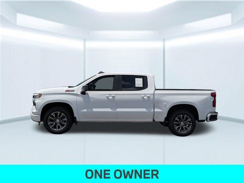 Used 2024 Chevrolet Silverado 1500 RST w/ Z71 Off-Road Package AWD/4WD image 2