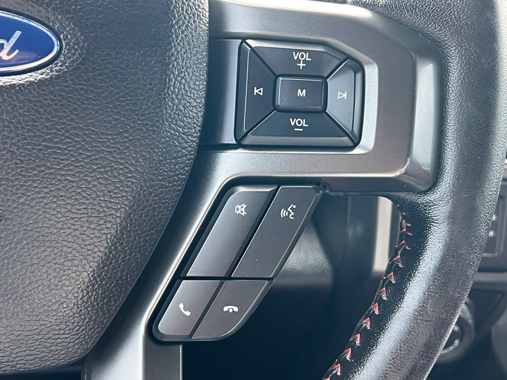 Used 2019 Ford F150 Lariat w/ Equipment Group 502A Luxury AWD/4WD image 39