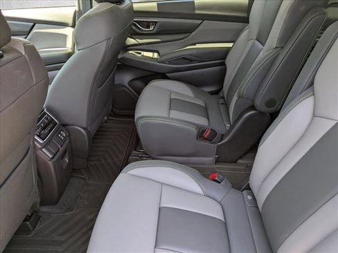 Used 2025 Subaru Ascent Onyx Edition AWD/4WD image 19