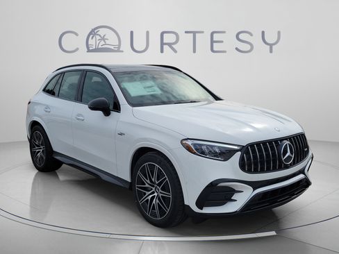 New 2026 Mercedes-Benz GLC 43 AMG 4MATIC image 5