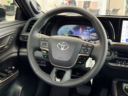 New 2026 Toyota Crown Signia AWD/4WD image 26