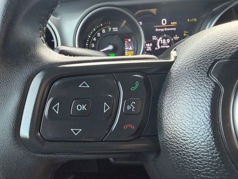 Used 2023 Jeep Wrangler Unlimited AWD/4WD image 16