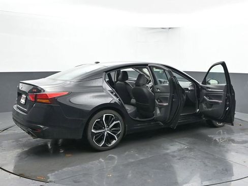 Used 2024 Nissan Altima 2.5 SR image 56