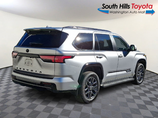 Used 2024 Toyota Sequoia Platinum AWD/4WD image 6