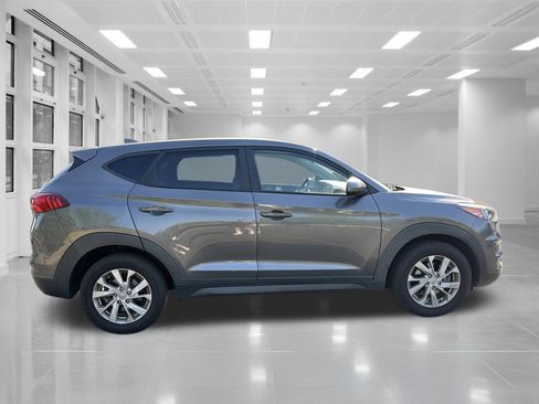 Used 2020 Hyundai Tucson SE w/ Cargo Package image 4