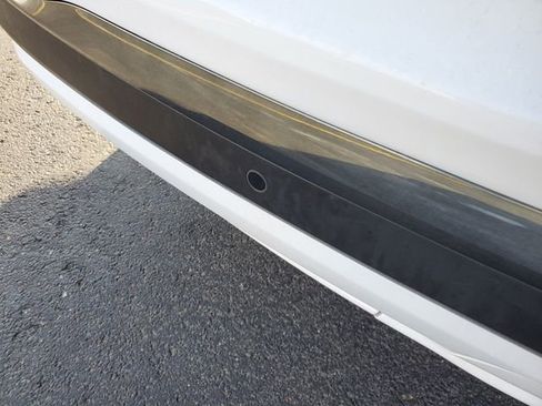 Certified 2023 Chevrolet Equinox RS w/ LPO, Floor Liner Package image 10