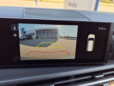 New 2025 Hyundai Santa Fe SE image 9