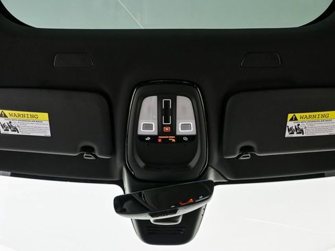 Certified 2025 Volvo V60 B5 Cross Country Plus image 20