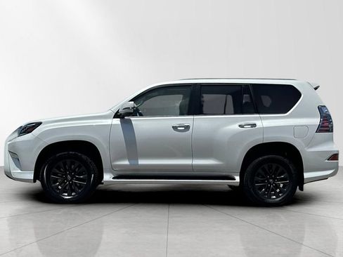 Certified 2023 Lexus GX 460 Premium w/ Premium Package AWD/4WD image 3
