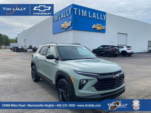New 2026 Chevrolet TrailBlazer LT w/ Midnight Edition AWD/4WD image 1