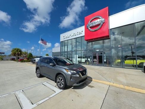 Used 2021 Nissan Rogue SV w/ Premium Package FWD image 1