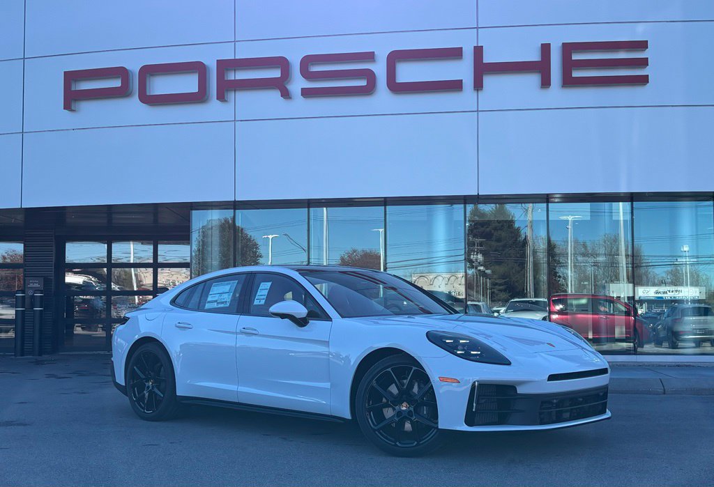 New 2026 Porsche Panamera RWD image 17