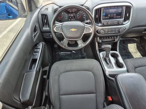 Used 2021 Chevrolet Colorado LT w/ Safety Package RWD image 21