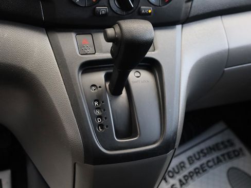 Used 2020 Nissan NV200 SV FWD image 34
