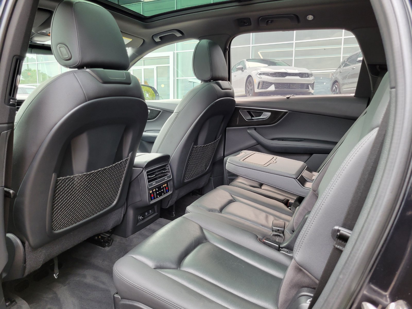 Used 2021 Audi Q7 3.0T Prestige w/ Prestige Package AWD/4WD image 25