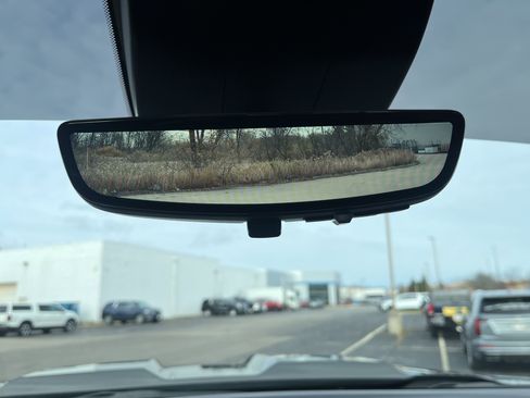 Used 2025 Chevrolet Silverado 1500 ZR2 w/ Technology Package image 36