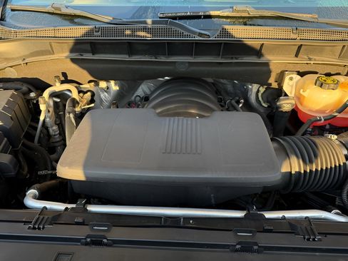 Used 2022 Chevrolet Tahoe LT w/ Luxury Package image 26