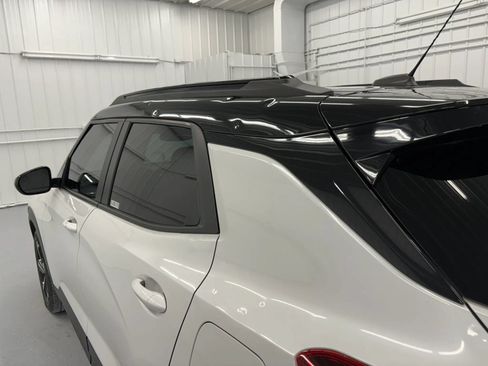 Used 2021 Chevrolet TrailBlazer RS w/ Technology Package FWD image 43