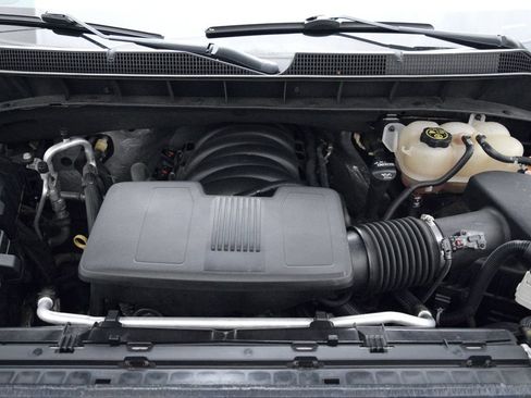 Used 2020 Chevrolet Silverado 1500 LT AWD/4WD image 20