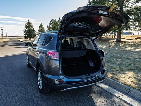 Used 2018 Toyota RAV4 Limited image 24