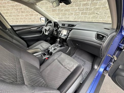 Used 2019 Nissan Rogue SV w/ Premium Package AWD/4WD image 34