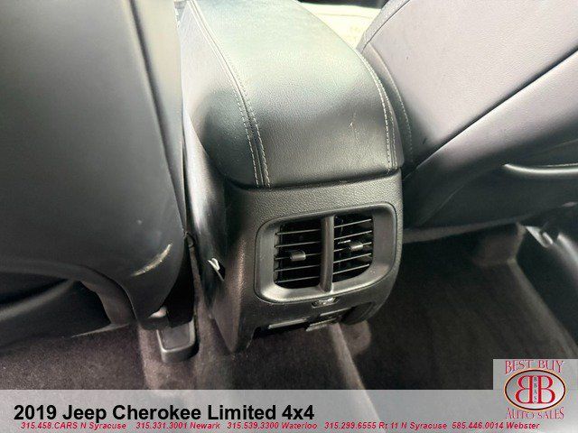 Used 2019 Jeep Cherokee Limited AWD/4WD image 12