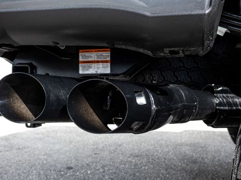 New 2025 Ford F250 Lariat w/ Lariat Ultimate Package image 31