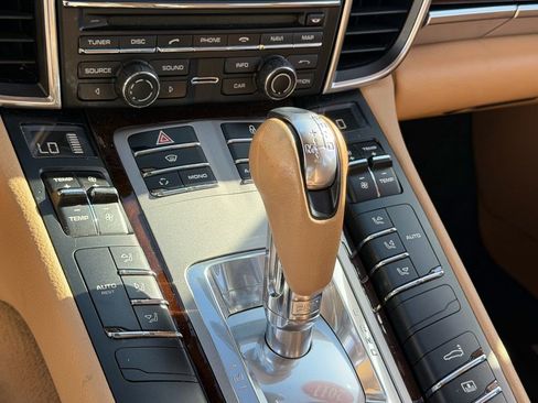 Used 2011 Porsche Panamera 4 AWD/4WD image 19